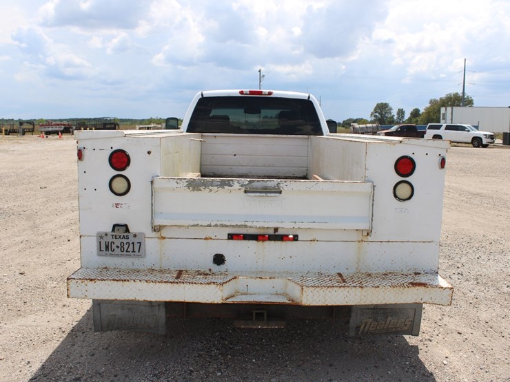 2008-chevrolet-3500-image-4