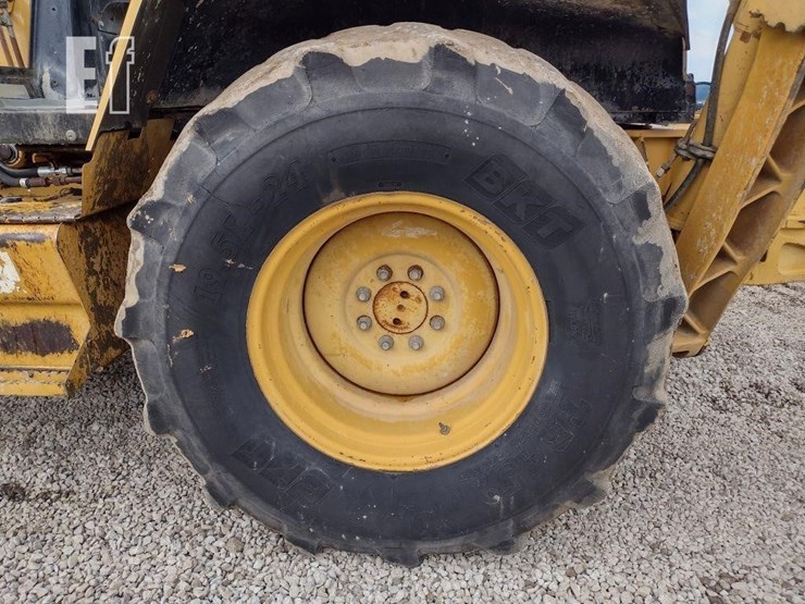 2005-caterpillar-430d-image-17