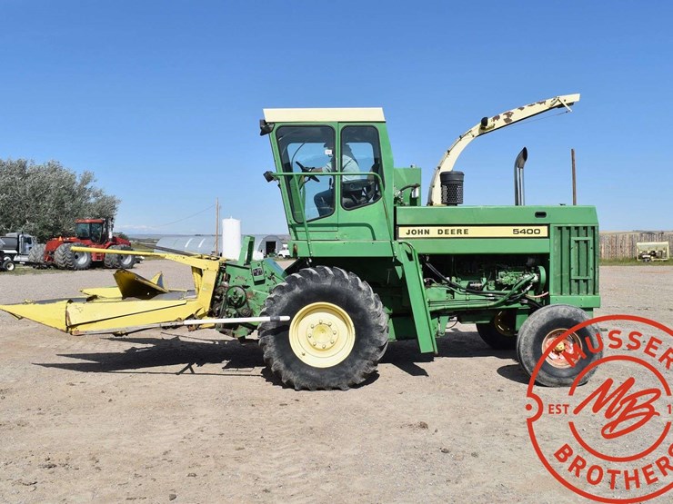 john-deere-5400-image-3