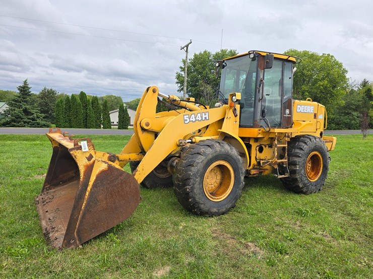deere-544h-image-1