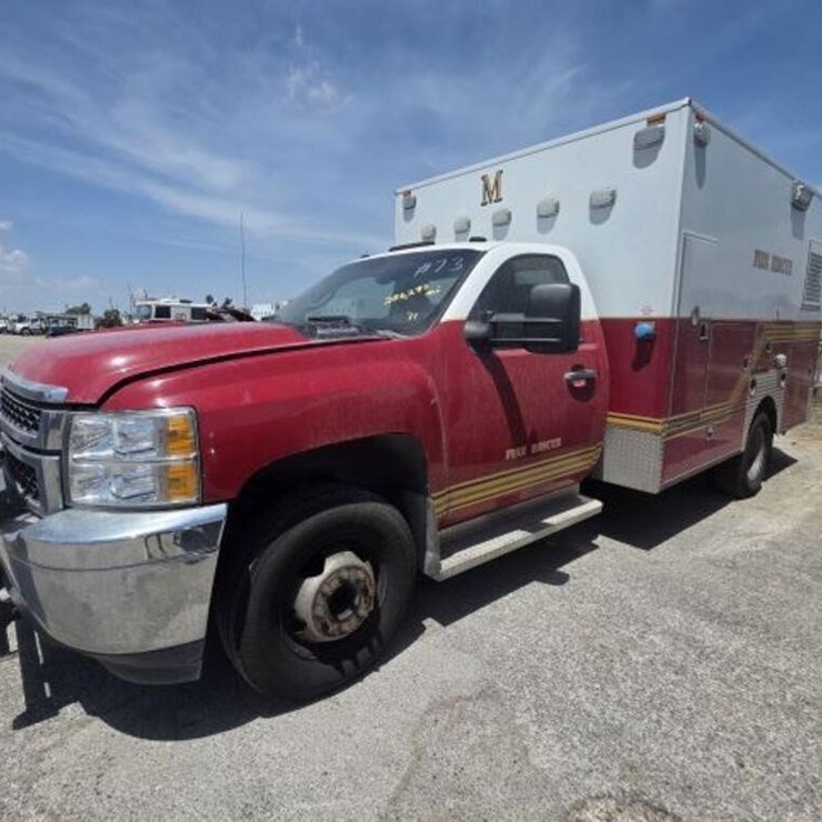 2011 CHEVROLET 3500