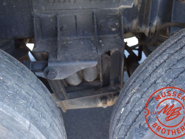 1998-cummins-m11-image-35