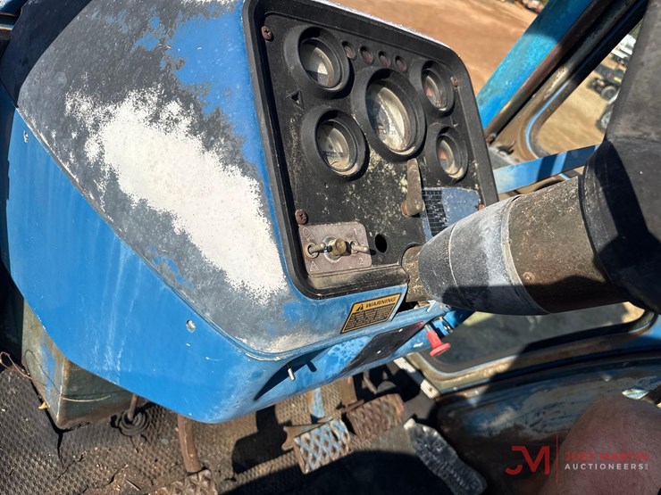 ford-tractor-image-25