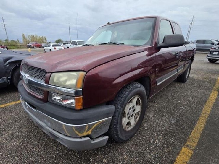 03-chev-pk-2gcec19v231200968-image-1