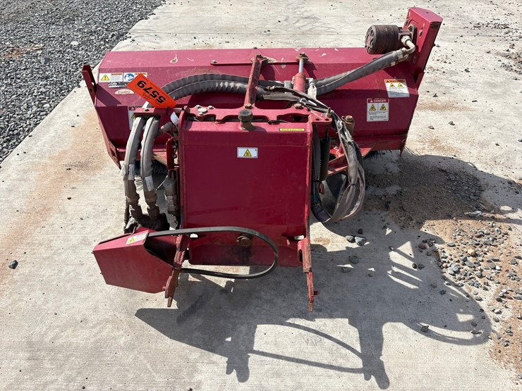 #5579-•-ventrac-kj520-sweeper-attachment-image-5