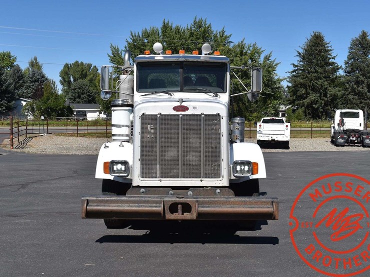 2003-peterbilt-378-image-11
