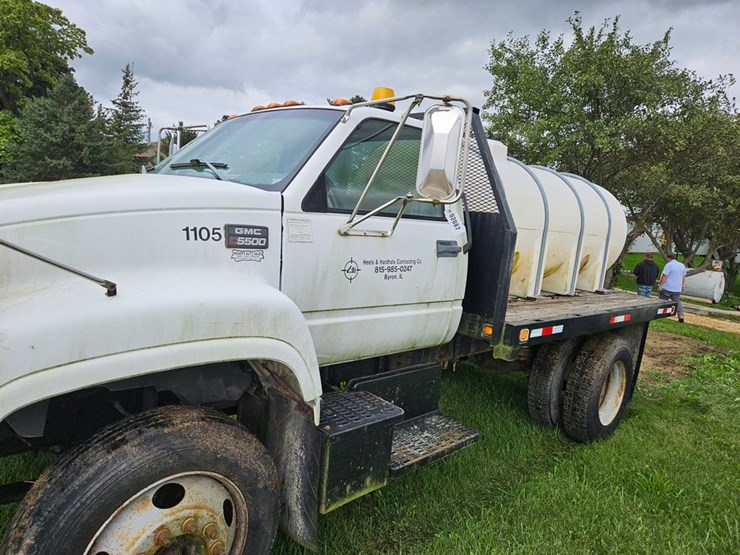 #2087-•-1998-gmc-c5500-water-truck-image-10