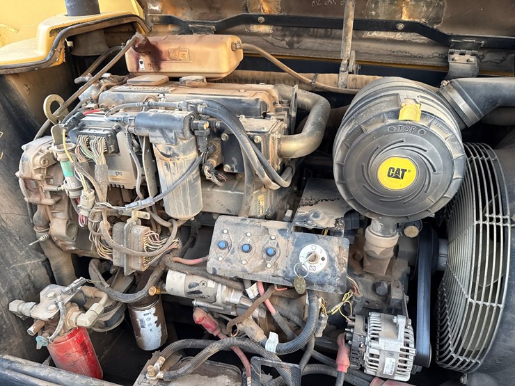 caterpillar-th350b-image-7