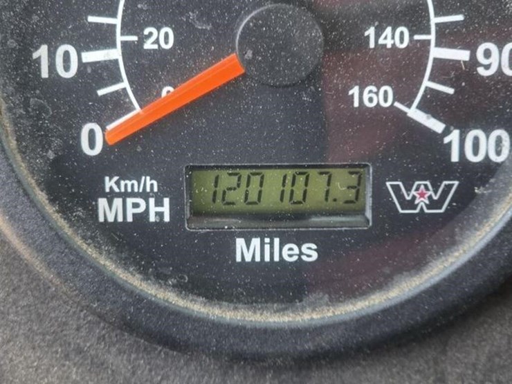 2019-western-star-4700sb-image-6