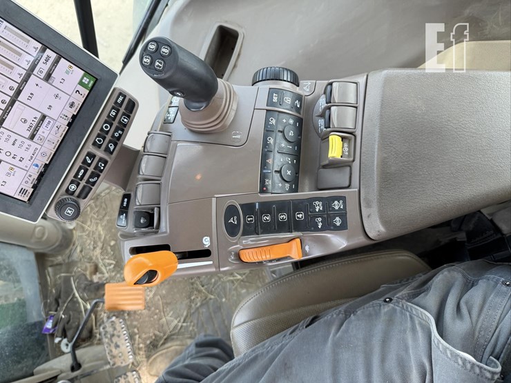 2021-john-deere-6155r-image-60