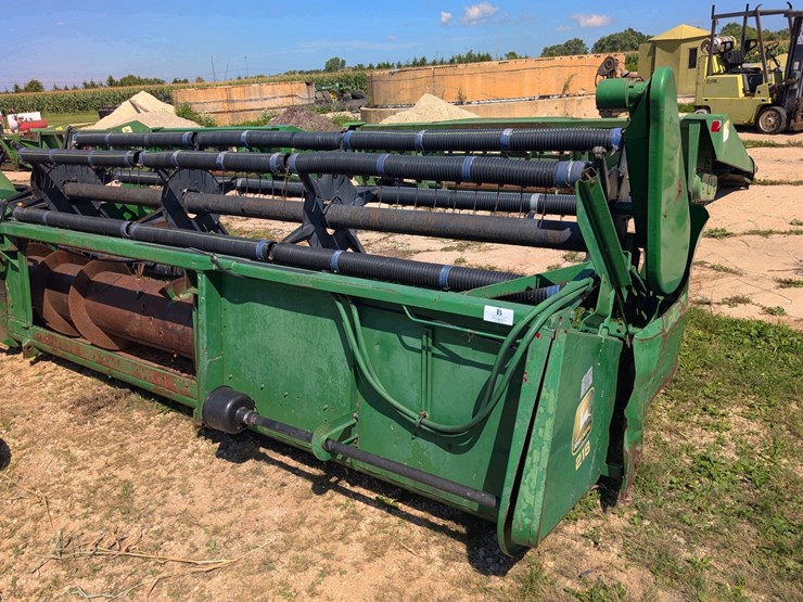 john-deere-218-image-1