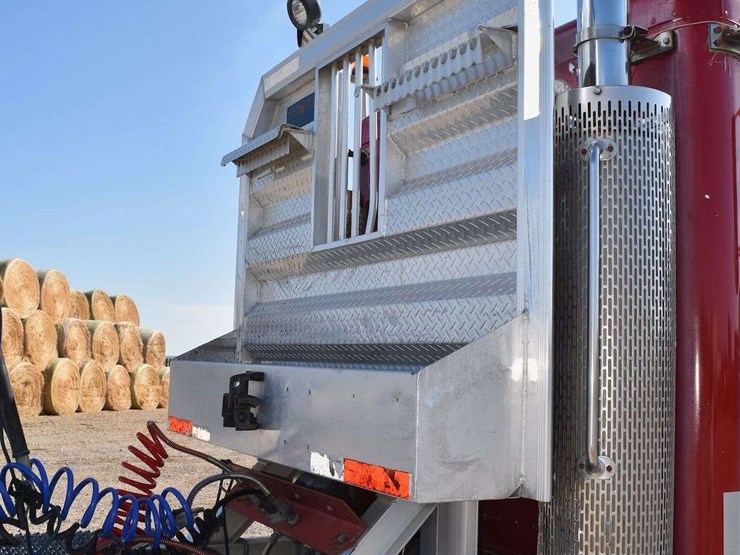 1984-peterbilt-359-image-36