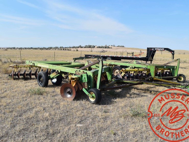 john-deere-360-image-1