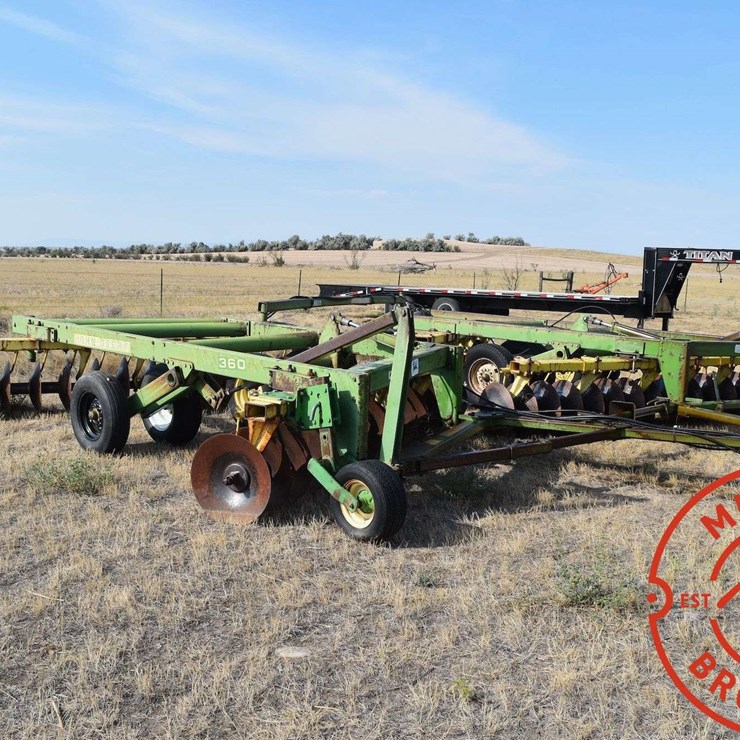 JOHN DEERE 360