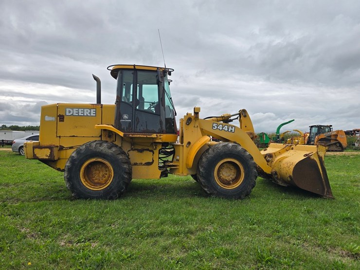deere-544h-image-6