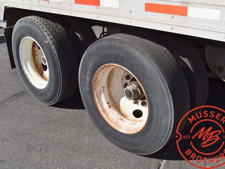 2001-utility-reefer-van-image-16