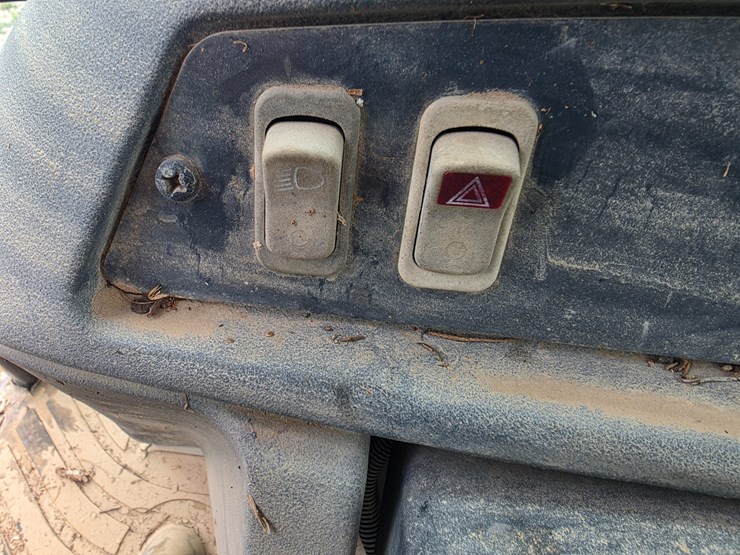 deere-310sg-image-39