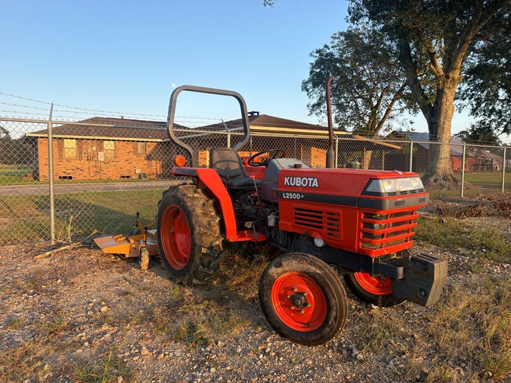 kubota-l2500-image-2
