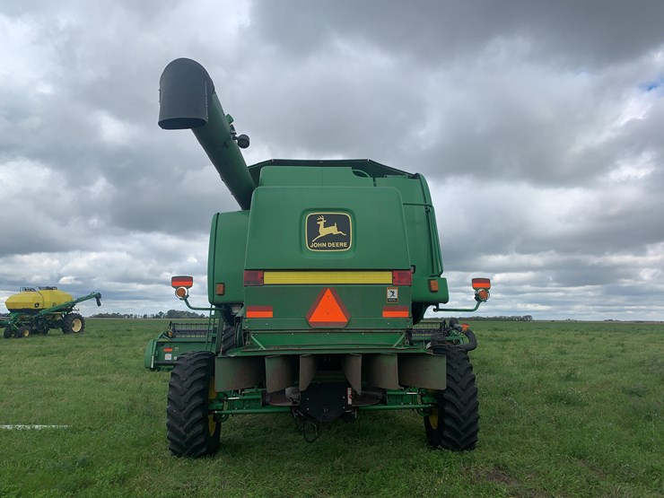 2000-john-deere-9550-image-8