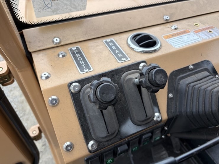 2024-tuatara-1000-efi-4wd-utility-cart-image-24