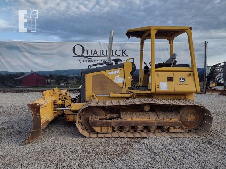2003-deere-450h-lgp-image-1