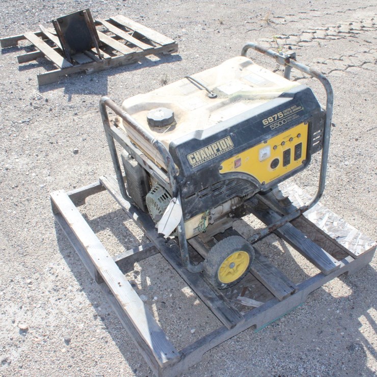 #1015 • Champion 8875 Generator