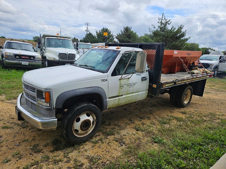 chevrolet-3500-image-1