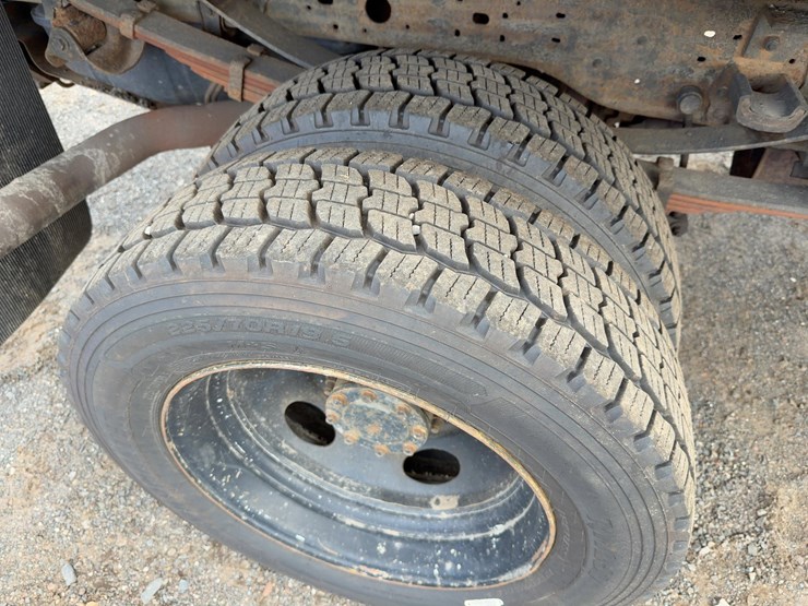 2006-ford-f450-xl-image-9