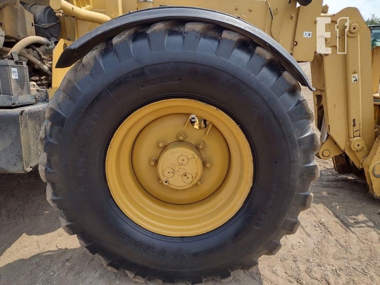 1999-caterpillar-th83-image-22