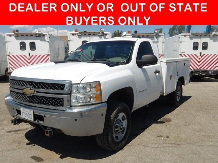 2011-chevrolet-silverado-2500hd-image-1