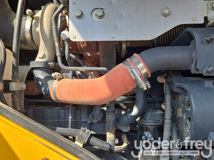 2022-komatsu-wa320-8-image-43