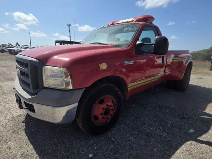 2005-ford-f350-image-1