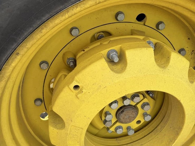 2021-john-deere-6155r-image-32