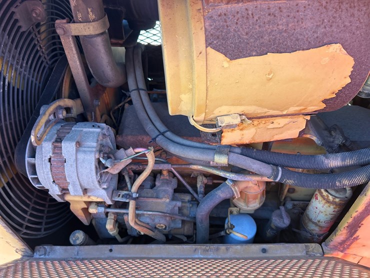 caterpillar-d5m-image-29