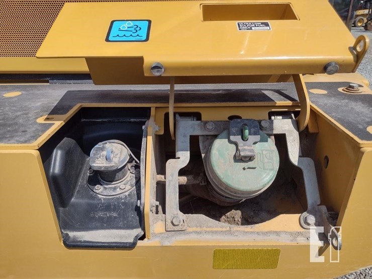 2017-deere-524kii-image-18