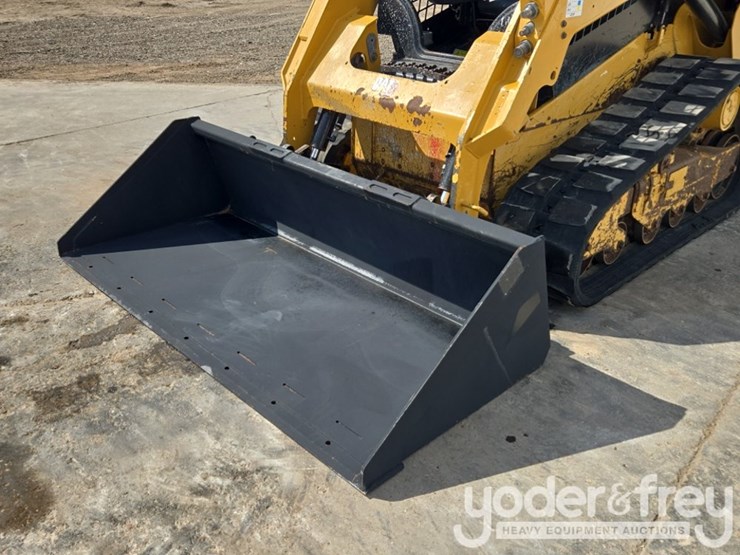 2023-caterpillar-259d3-image-18