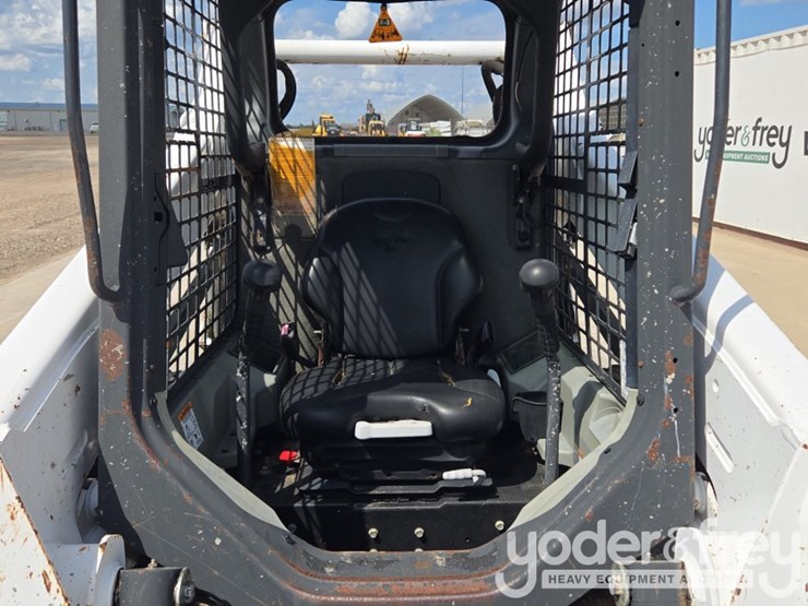 2016-bobcat-t590-image-43
