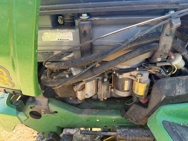 john-deere-345-image-16