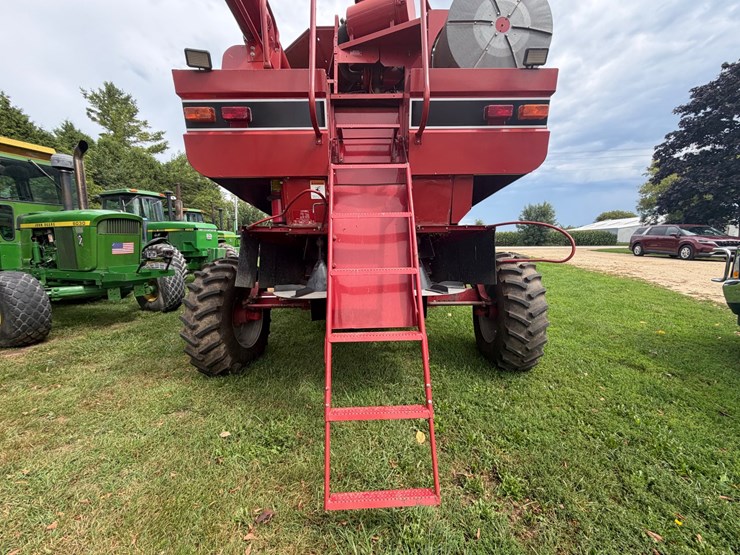 1994-case-ih-2144-image-21