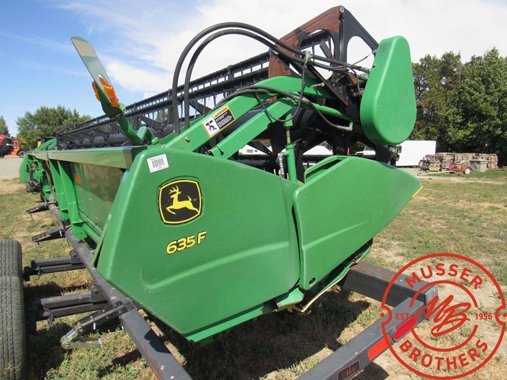 john-deere-635f-image-12