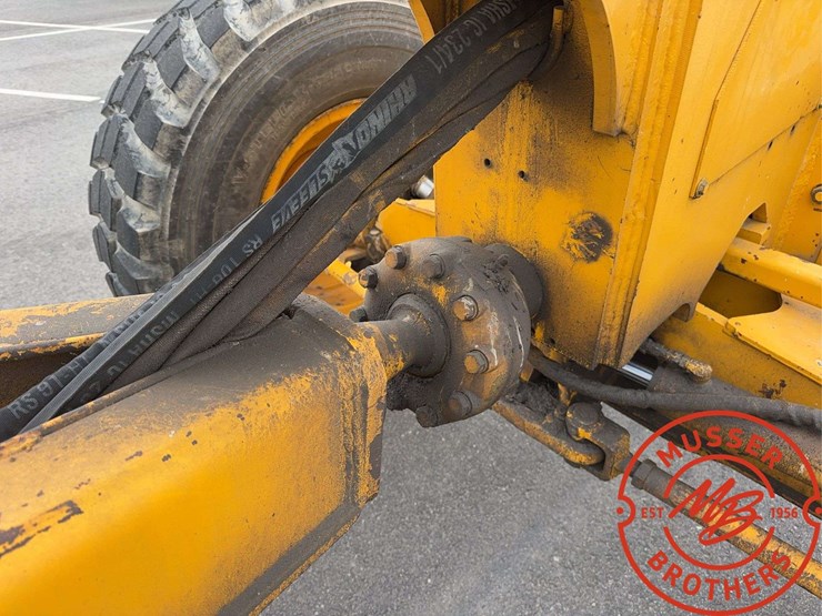 deere-670b-image-14