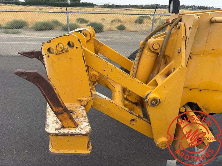 deere-670b-image-9