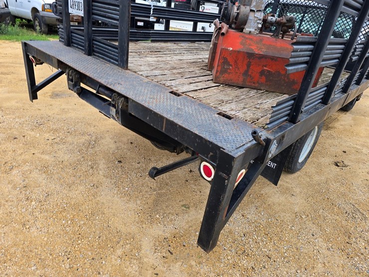 #2069-•-1993-chevrilet-3500-cheyanne-stake-body-truck-image-16