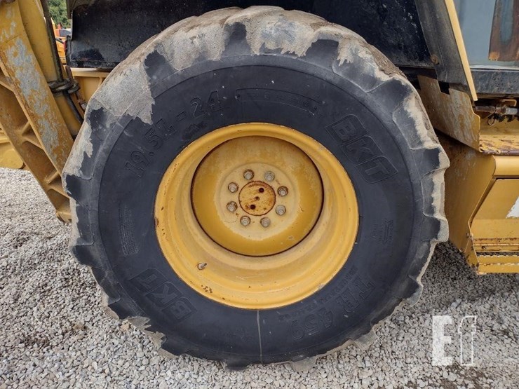 2005-caterpillar-430d-image-29