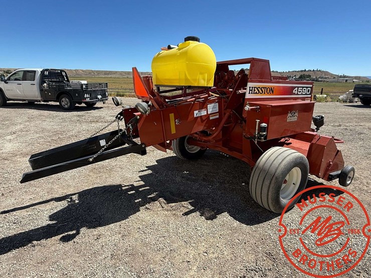 hesston-4590-image-5
