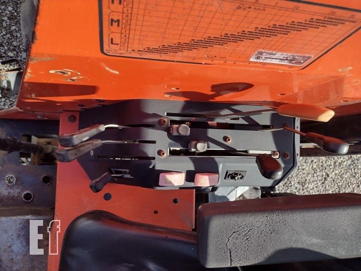 agco-lt85-image-11