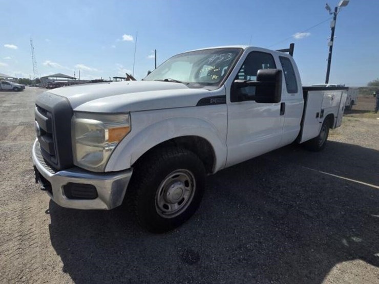 2014-ford-f250-image-1