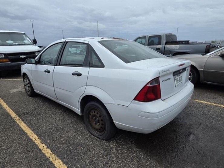 07-ford-4d-1fafp34n87w148293-image-4
