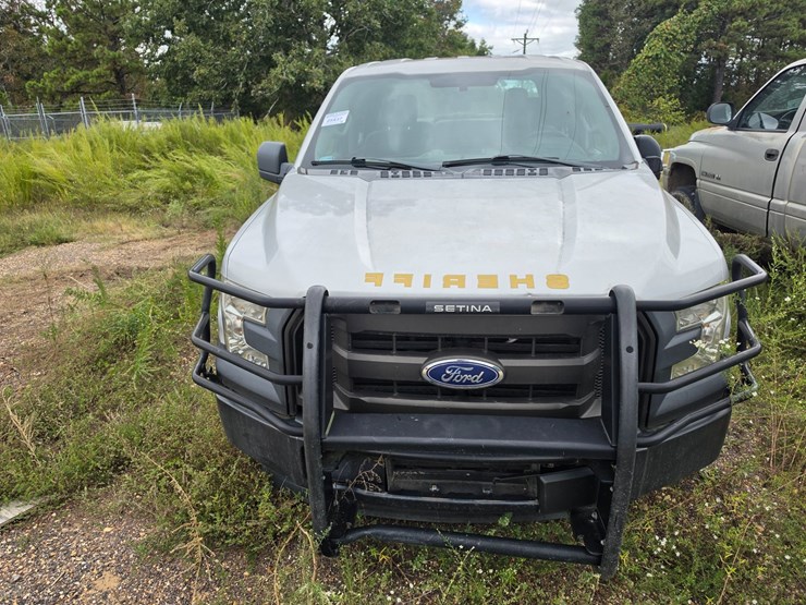 2016-ford-f150-image-13