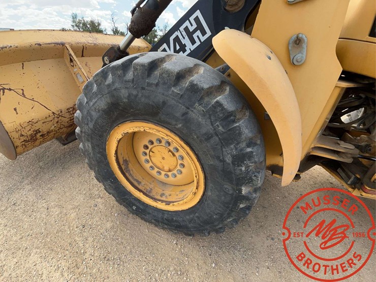 deere-tc44h-image-11